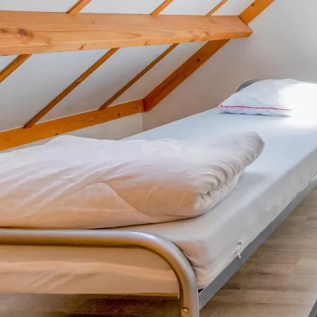 Сasa de vacaciones Secluded Holiday In De Haan With Garden